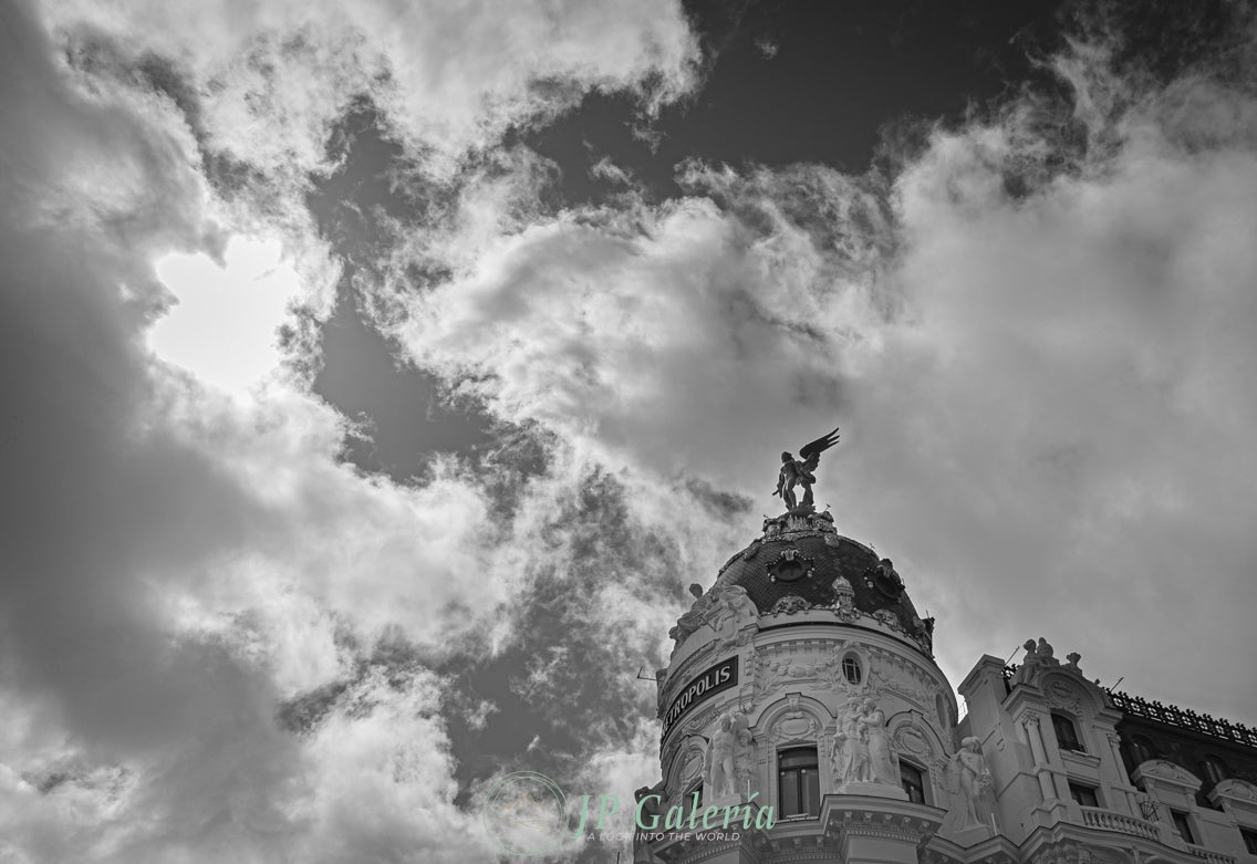 Madrid Victoria alada