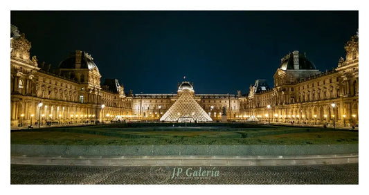 Paris Museo del Louvre de Noche - JP Galería