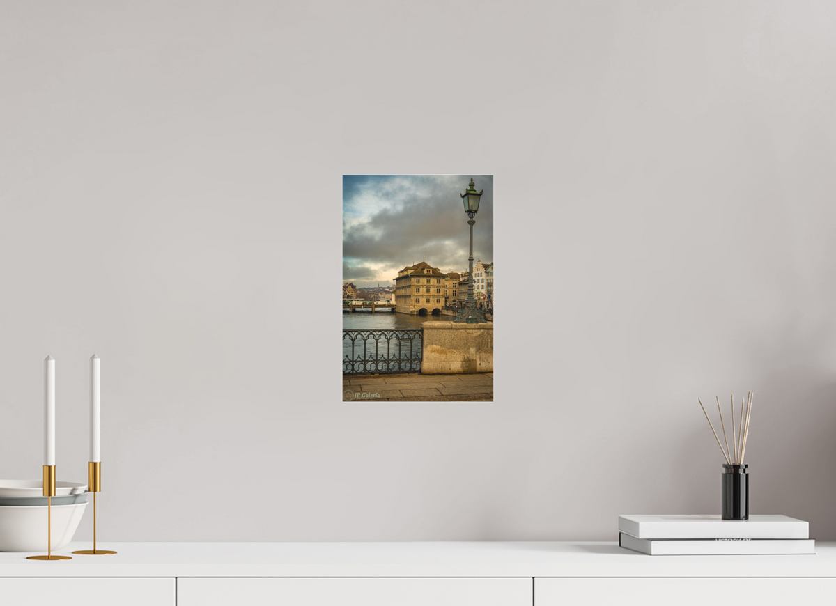 8 x 12″, Photo Print Under Matte Acrylic Glass La Paz del Ayuntamiento sobre el Limmat