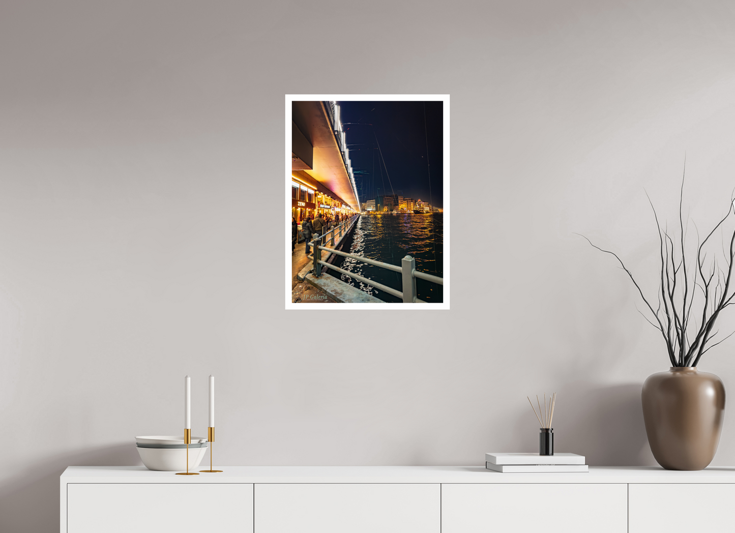 18 x 24″, Gloss Hahnemühle Photo Silk Baryta X Vida Local en el Puente de Gálata