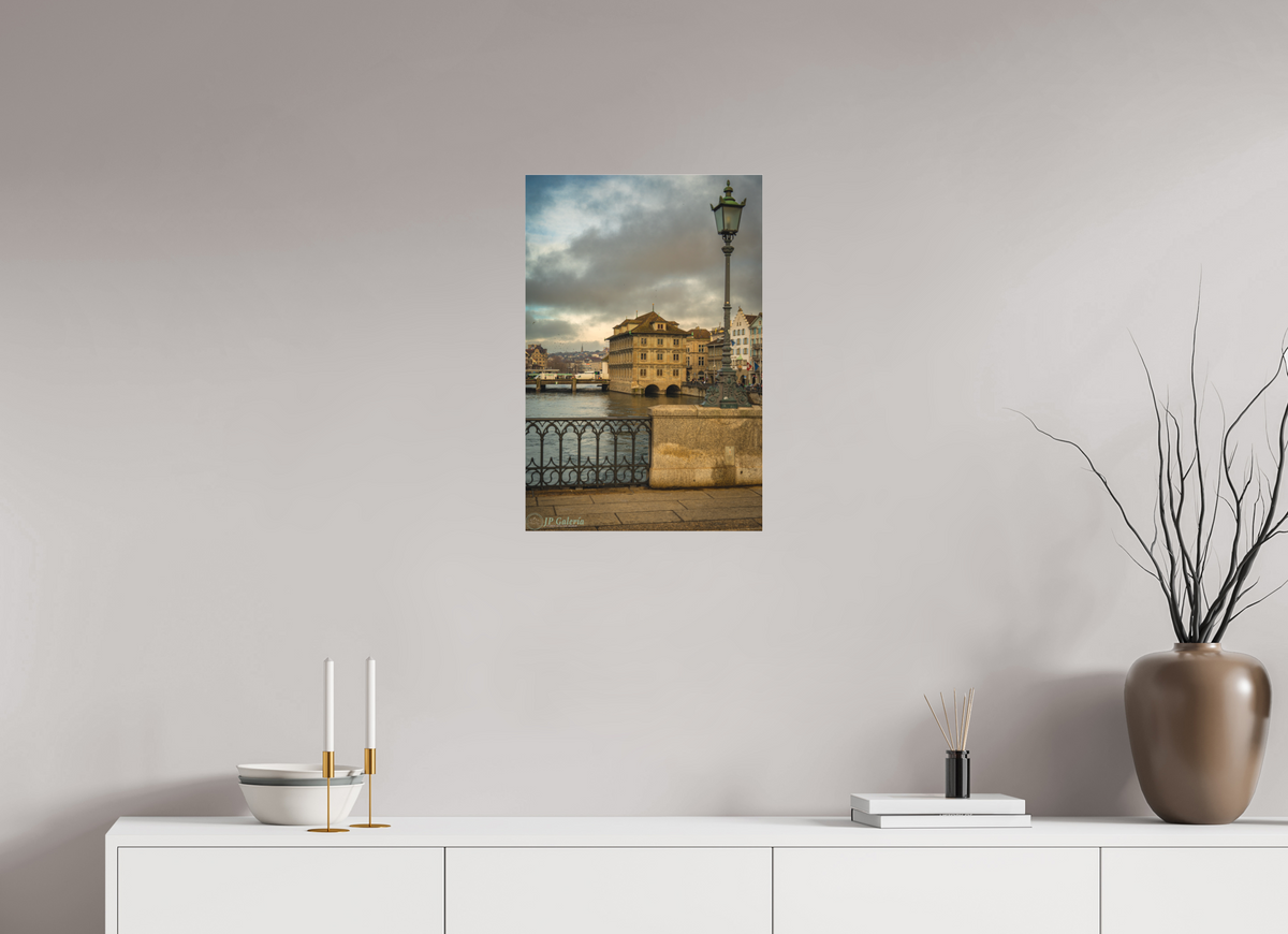 16 x 24″, Photo Print Under Matte Acrylic Glass La Paz del Ayuntamiento sobre el Limmat