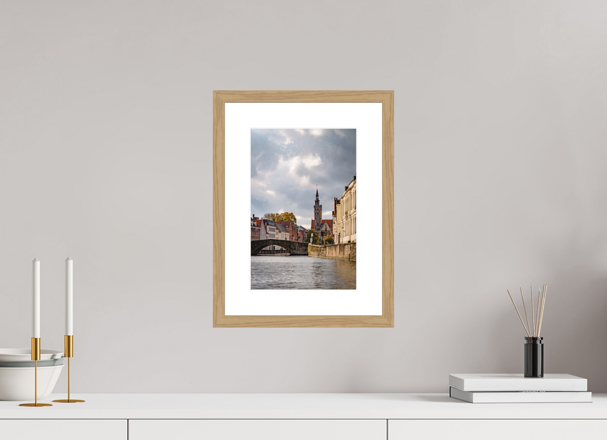 8 x 12″, Natual Oak Frame Print On Fuji Crystal Serenidad en el Canal de Brujas