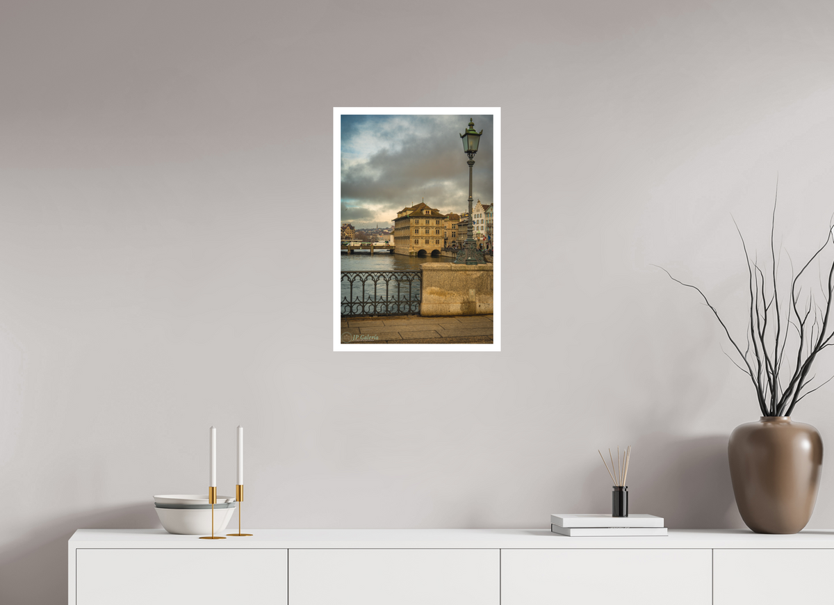 16 x 24″, Matte Photo Print On Fuji Crystal DP II La Paz del Ayuntamiento sobre el Limmat