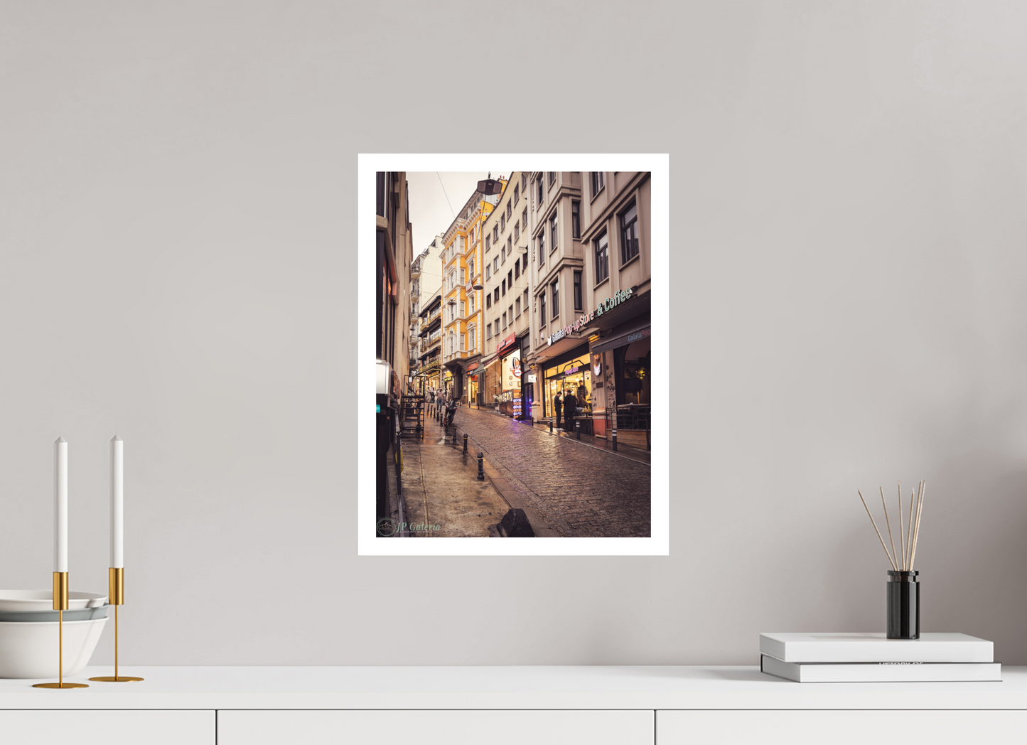 12 x 16″, Matte Photo Print On Fuji Crystal DP II Hacia la Torre
