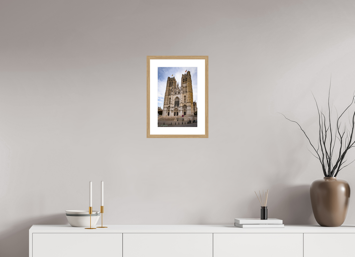 10 x 15″, Natual Oak Frame Print On Fuji Crystal Verticalidad Gótica: La Catedral de San Miguel