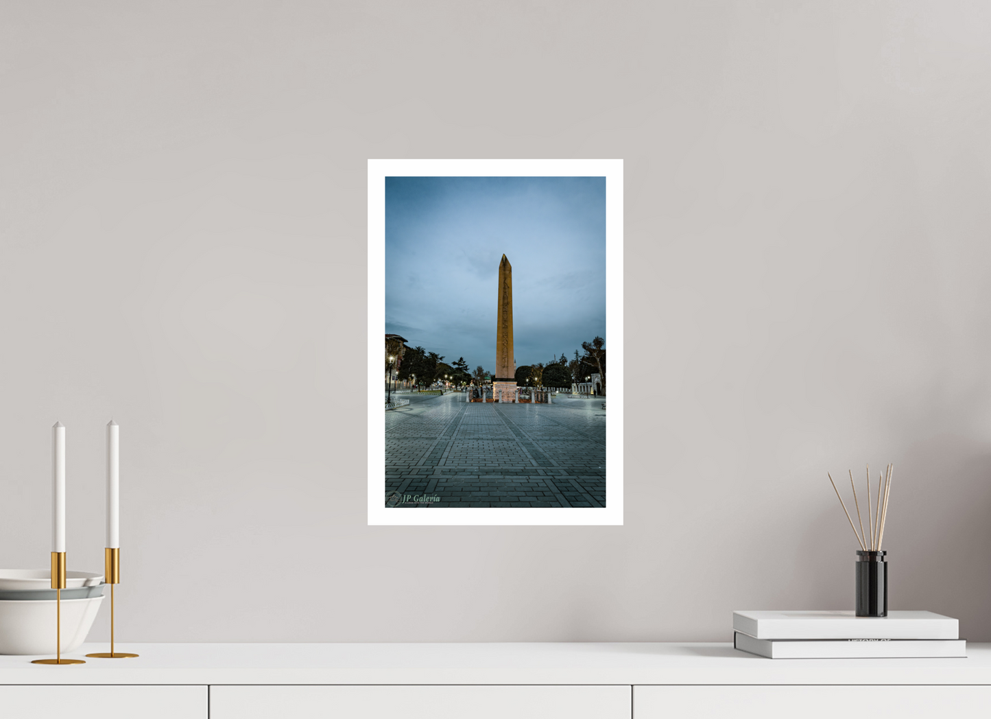 10 x 15″, Gloss Photo Print On Fuji Crystal DP II Un Portal al 1400 a.C.