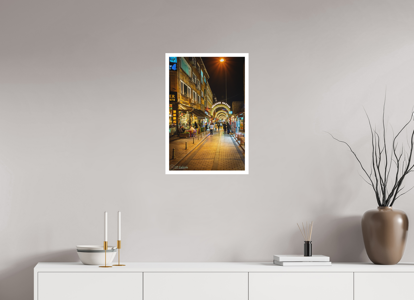 16 x 24″, Matte Hahnemühle Photo Rag Ultra Smooth Noches Vivas en el Bazar de Gülhane