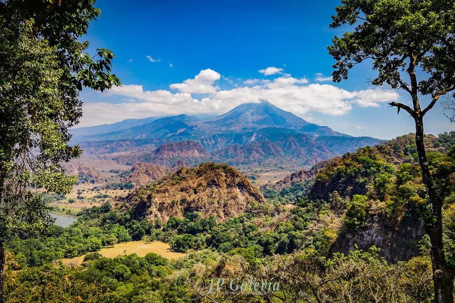 Colima Volcán y Nevado de Colima - JP Galería