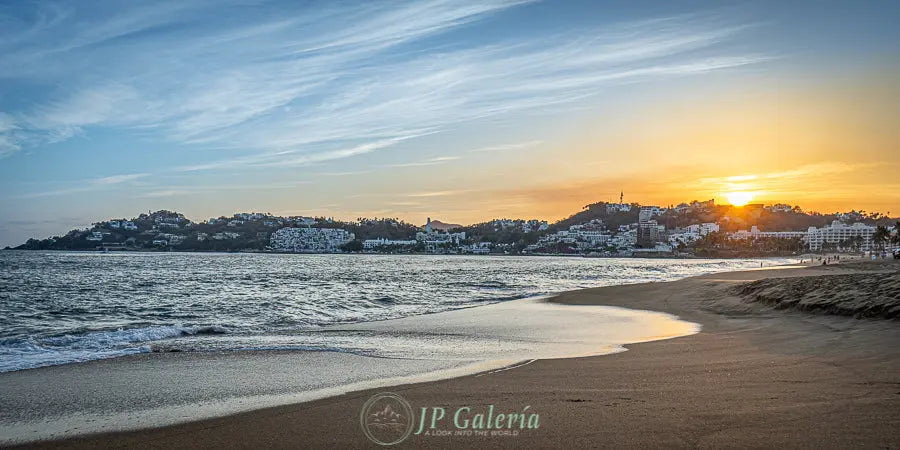 Manzanillo Atardecer Playa Las Brisas - JP Galería