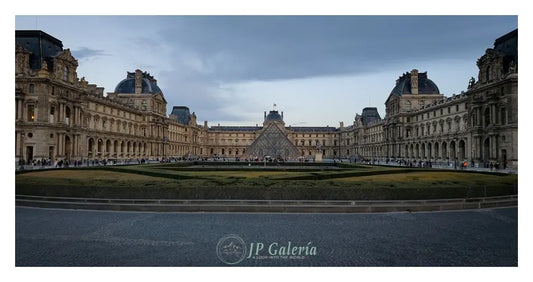 Paris Museo del Louvre de Día - JP Galería